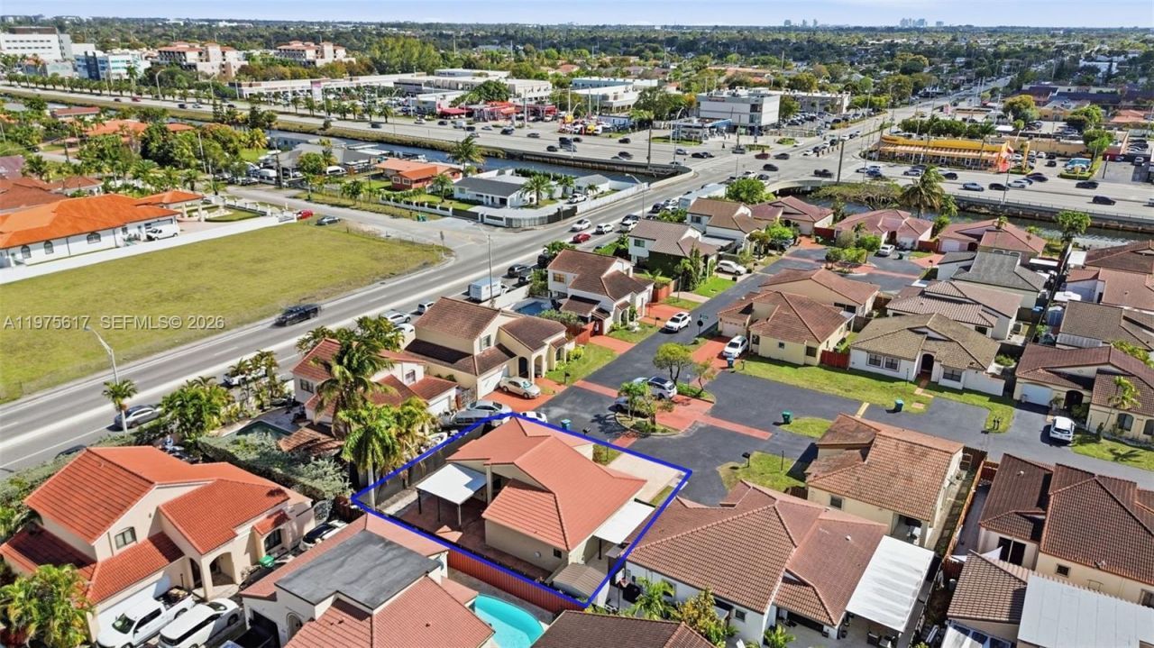 561 SW 87th Ct, Miami, FL 33174 Photo