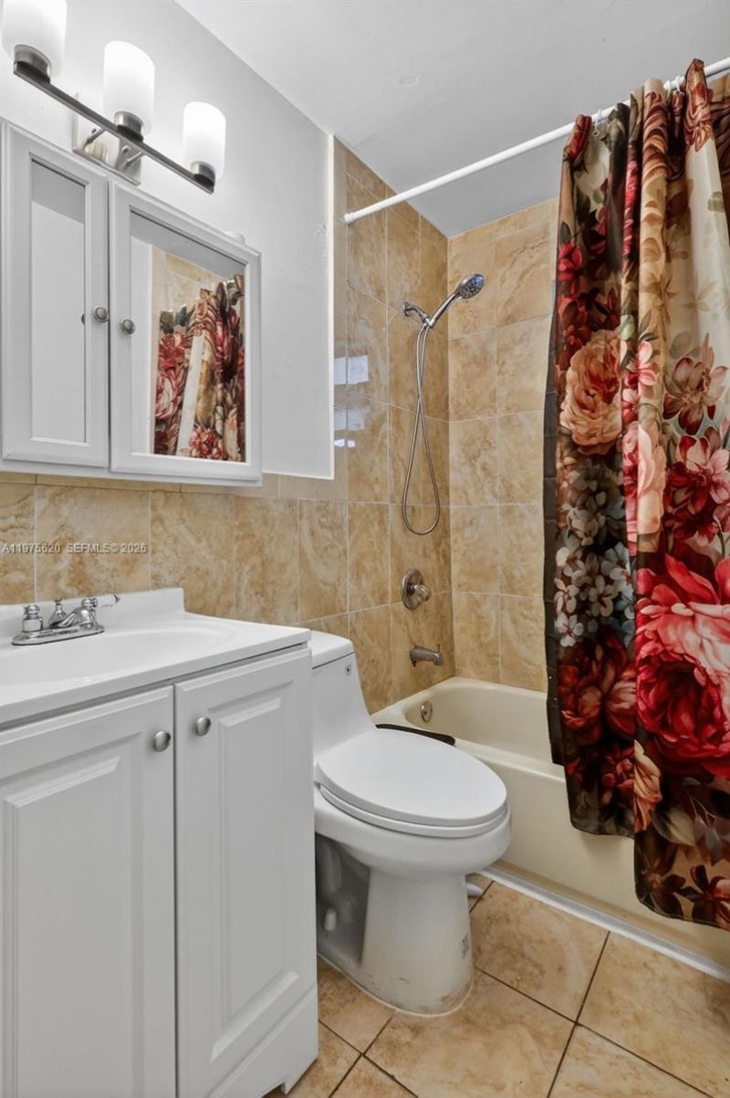 834 NW 115th St, Miami, FL 33168 Photo