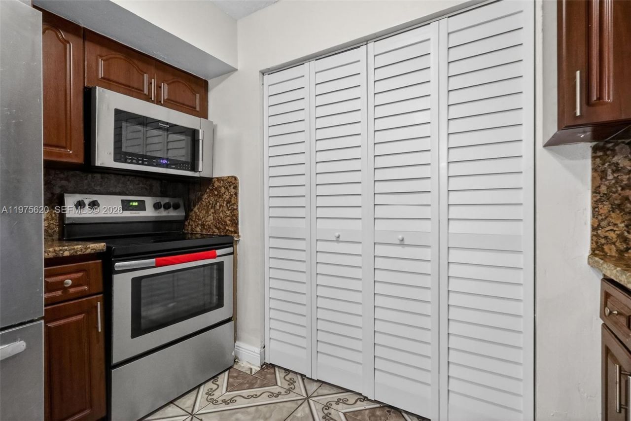 834 NW 115th St, Miami, FL 33168 Photo