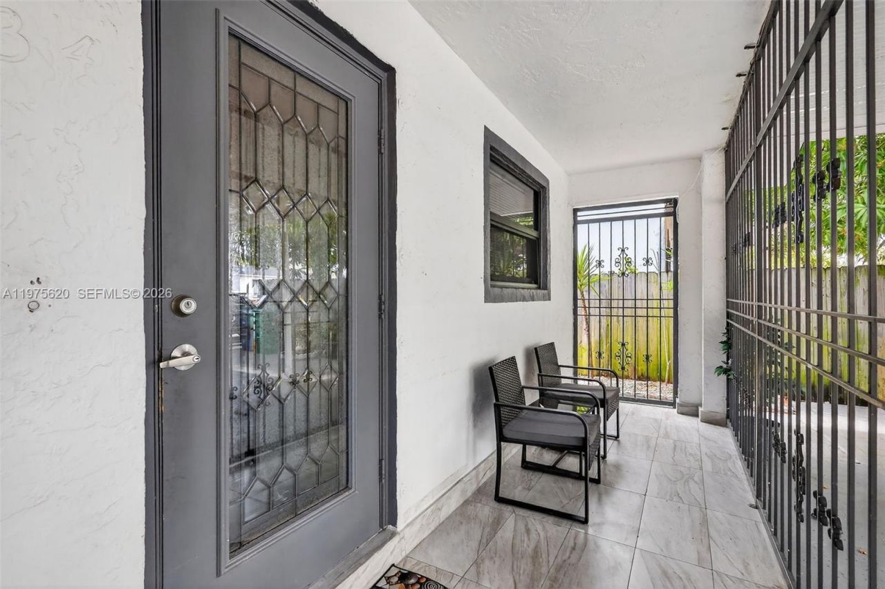 834 NW 115th St, Miami, FL 33168 Photo