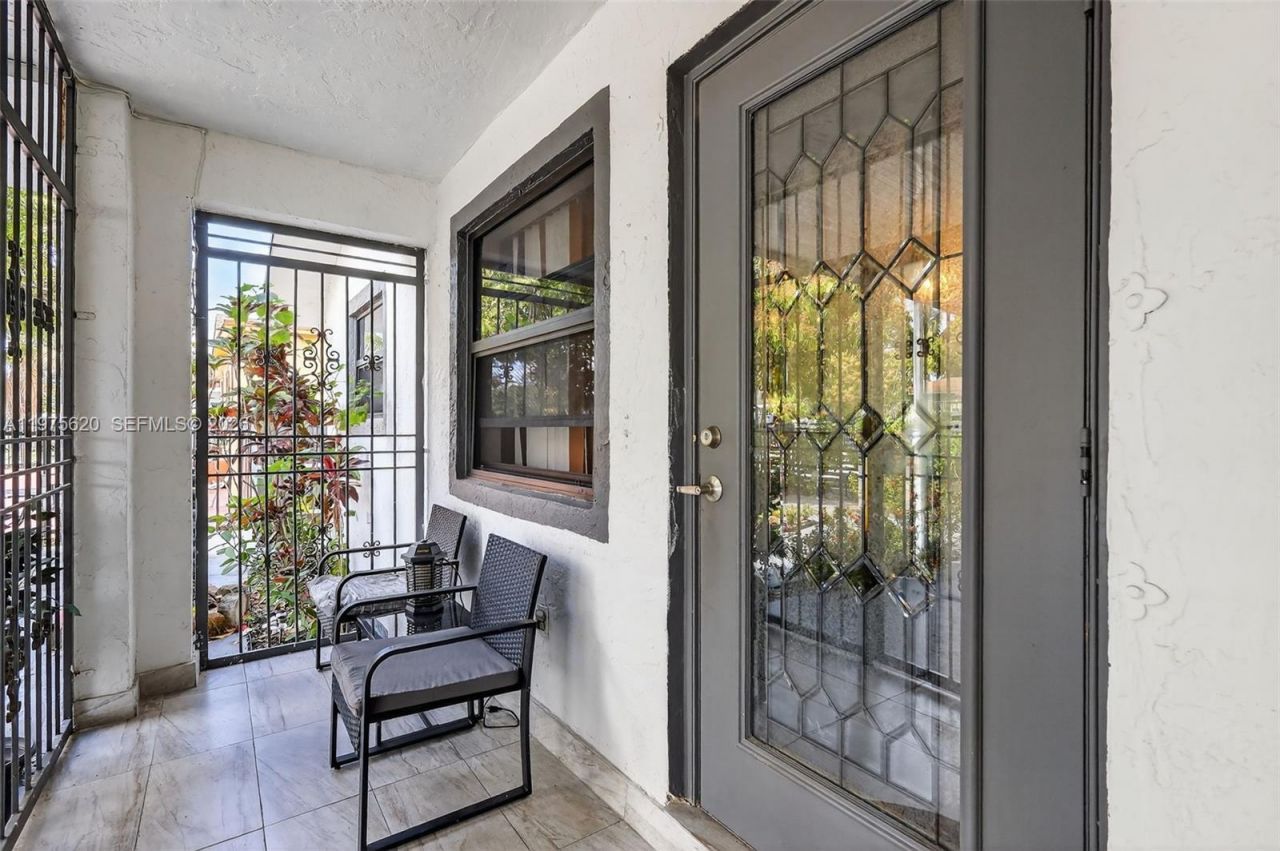 834 NW 115th St, Miami, FL 33168 Photo