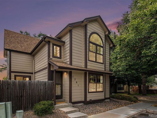 1701 S Pitkin Street , Aurora, CO 80017