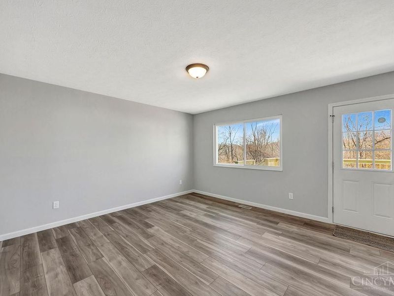 875 Venetian Terrace, Cincinnati, OH 45224 Photo 21