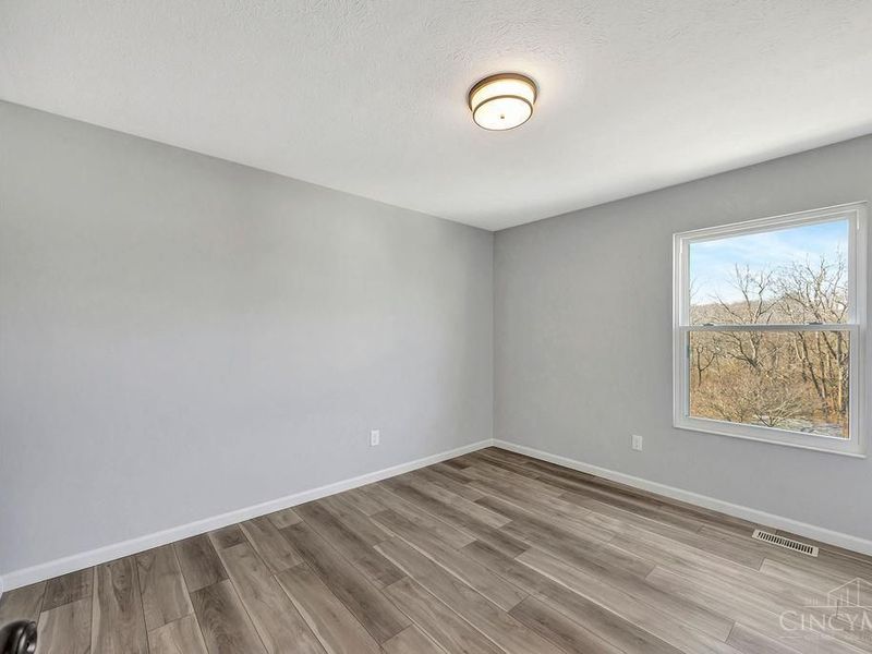 875 Venetian Terrace, Cincinnati, OH 45224 Photo 41