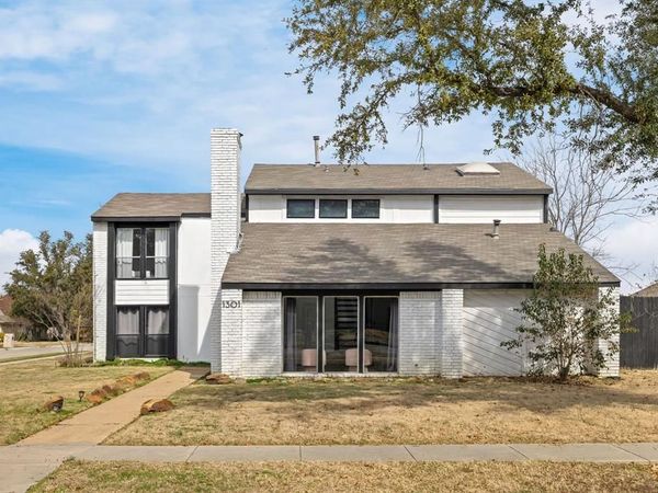1301 N Trail Drive, Carrollton, TX 75006
