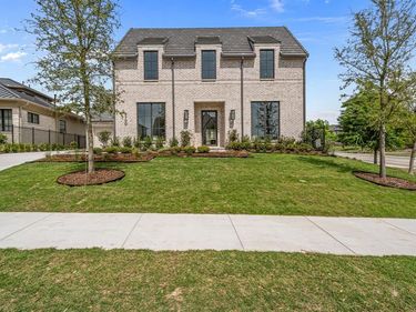 9700 Latour Court, Fort Worth, TX 76126