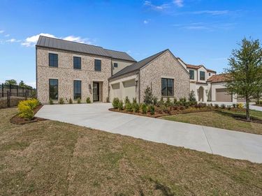 9728 Latour Court, Fort Worth, TX 76126