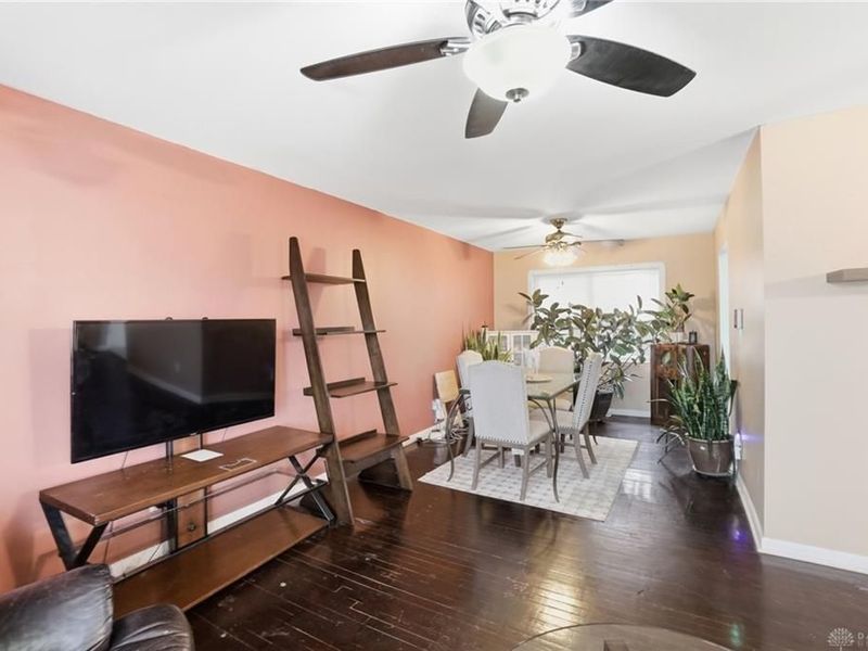 564 Waycross Road, Forest Park, OH 45240 Photo 10