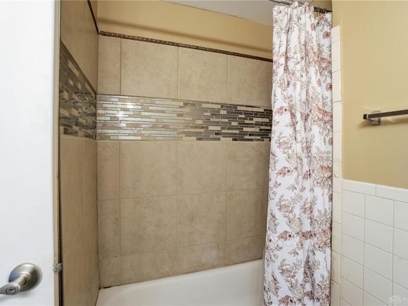 564 Waycross Road, Forest Park, OH 45240 Photo 29