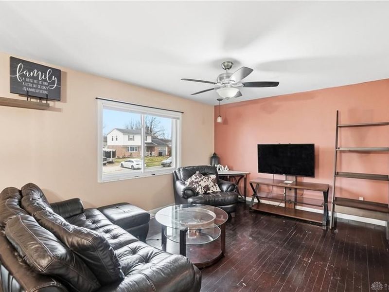 564 Waycross Road, Forest Park, OH 45240 Photo 8