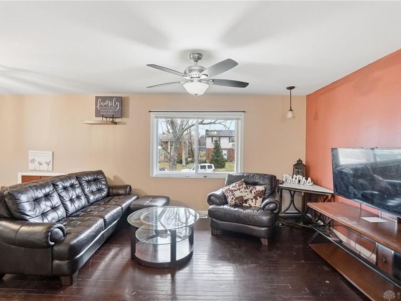 564 Waycross Road, Forest Park, OH 45240 Photo 9