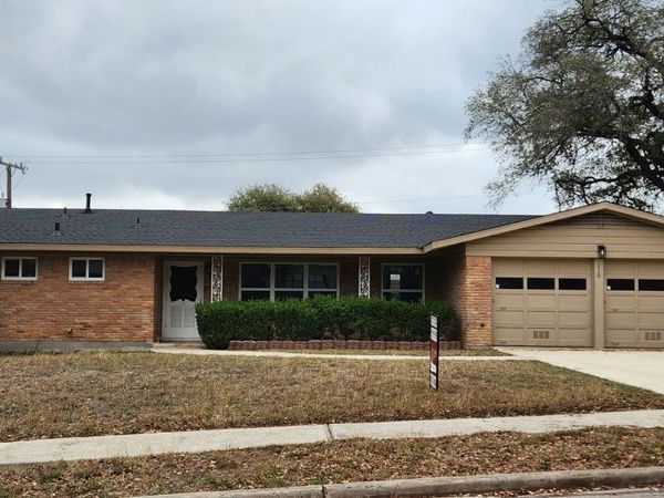 110 Northaven, San Antonio, TX 78229