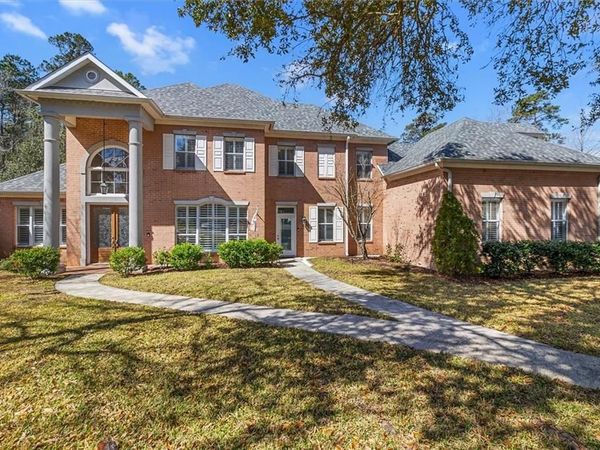 108 RED BUD Court, Covington, LA 70433