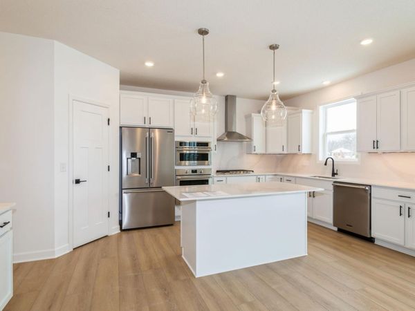 1072 Aster Boulevard , Rosemount, MN 55068