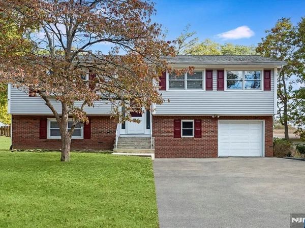 145 Schwarz Boulevard, Jefferson Township, NJ 07849