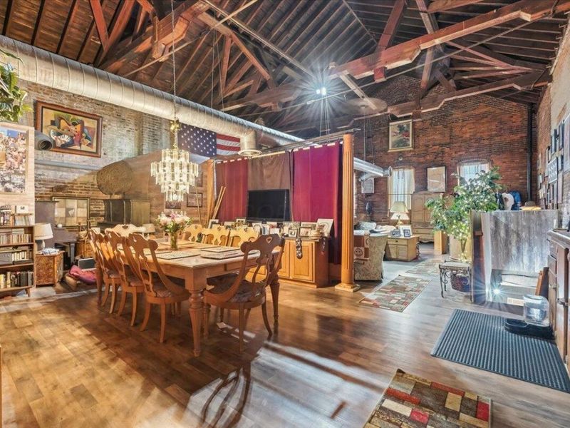 409 W Gambier Street, Mount Vernon, OH 43050 Photo 5