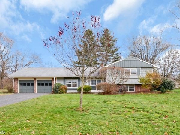 19 Jamestown Rd, Montgomery, NJ 08502