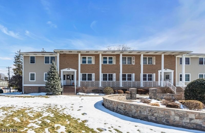 105 Newark Pompton Tpke, Pequannock, NJ 07440 Main Photo