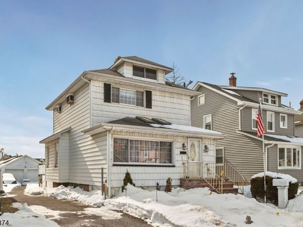 200 Page Ave, Lyndhurst, NJ 07071