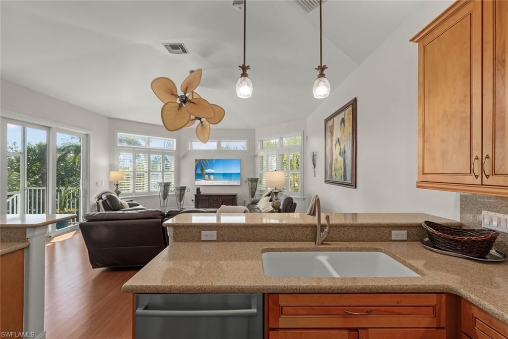 13411 Electron Dr, Fort Myers, FL 33908 Photo
