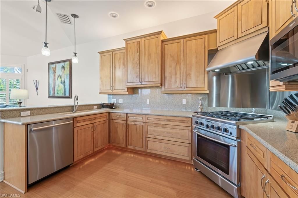 13411 Electron Dr, Fort Myers, FL 33908 Photo
