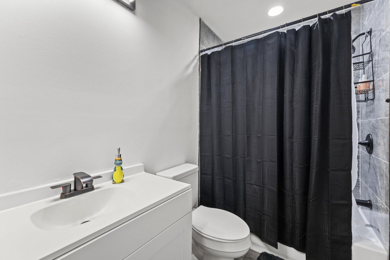 118 Destin Street Photo 20