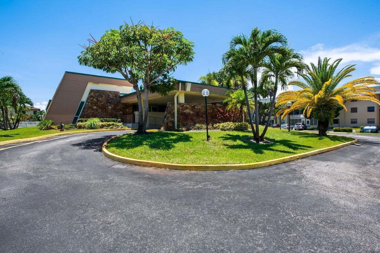 5180 E Sabal Palm Boulevard, Unit 234, Tamarac, FL 33319 Photo