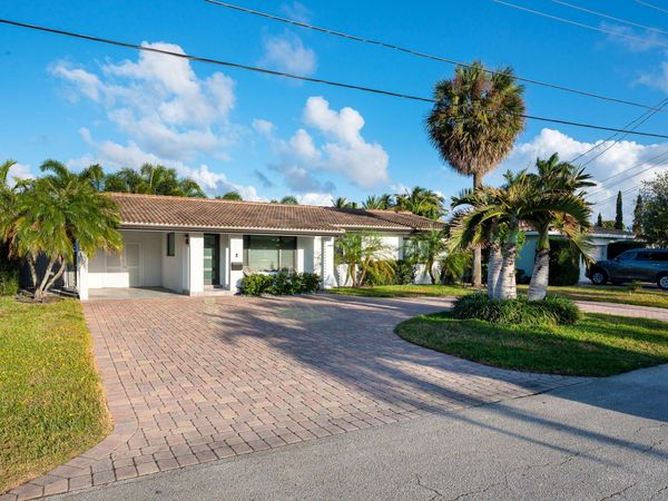 2200 NE 15th Terrace NE, Wilton Manors, FL 33305