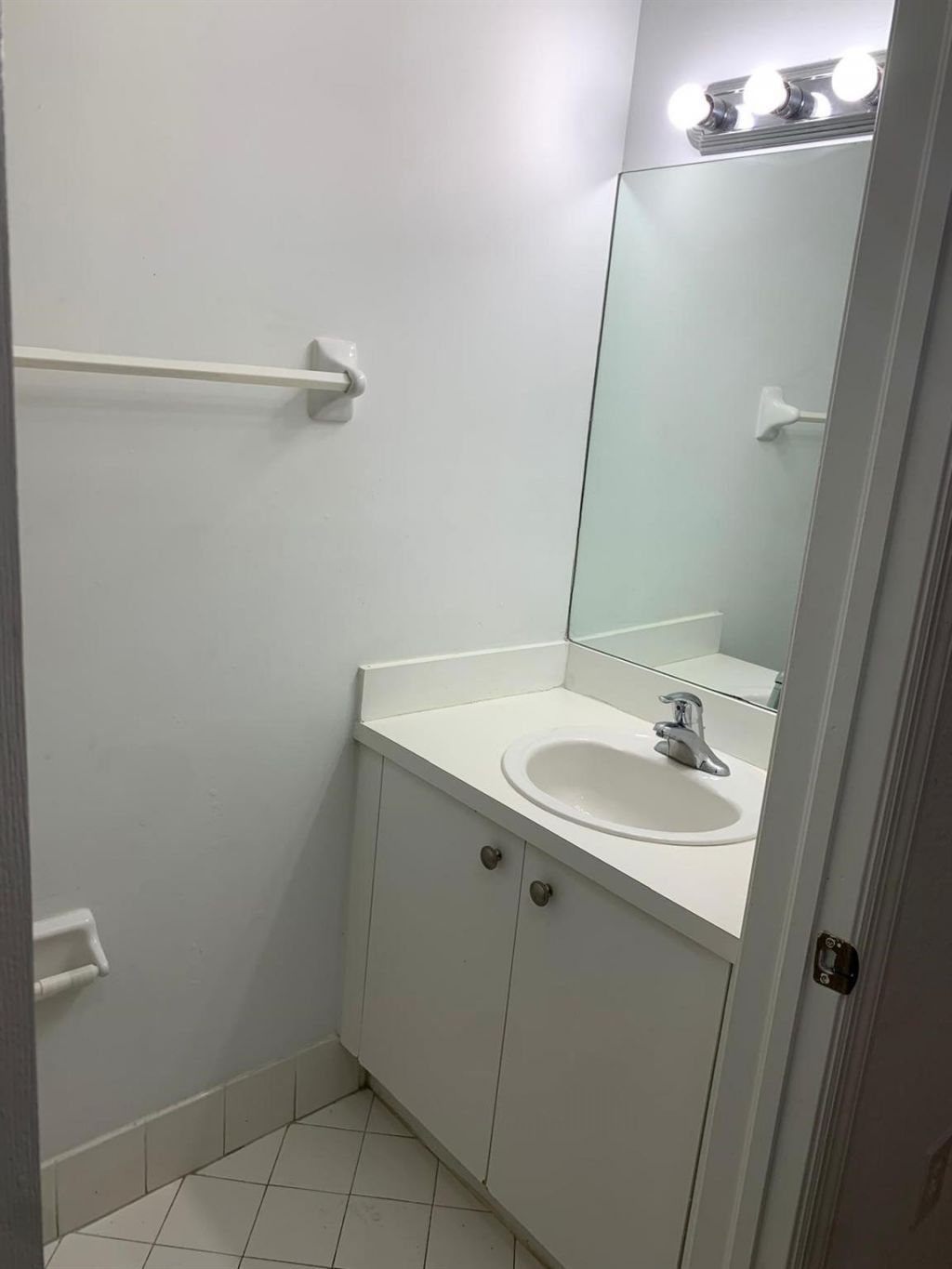 3390 NE 13 Cir Drive, Unit 104, Homestead, FL 33033 Photo