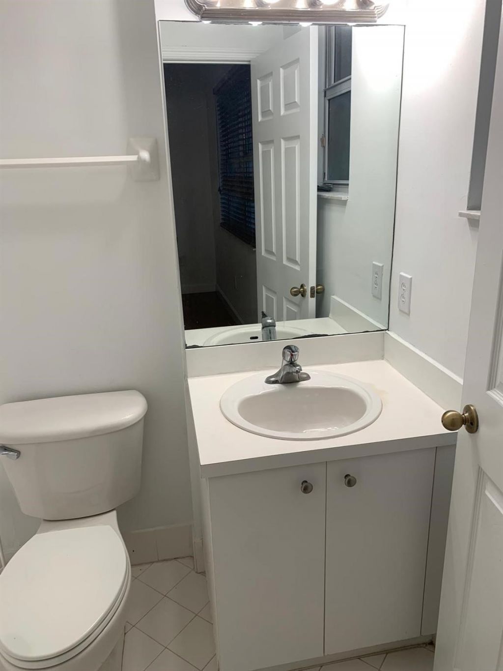 3390 NE 13 Cir Drive, Unit 104, Homestead, FL 33033 Photo