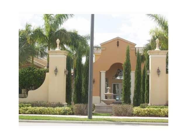 3390 NE 13 Cir Drive, Unit 104, Homestead, FL 33033 Photo