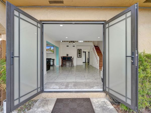 3541 NW 95th Terrace, Unit 202, Sunrise, FL 33351