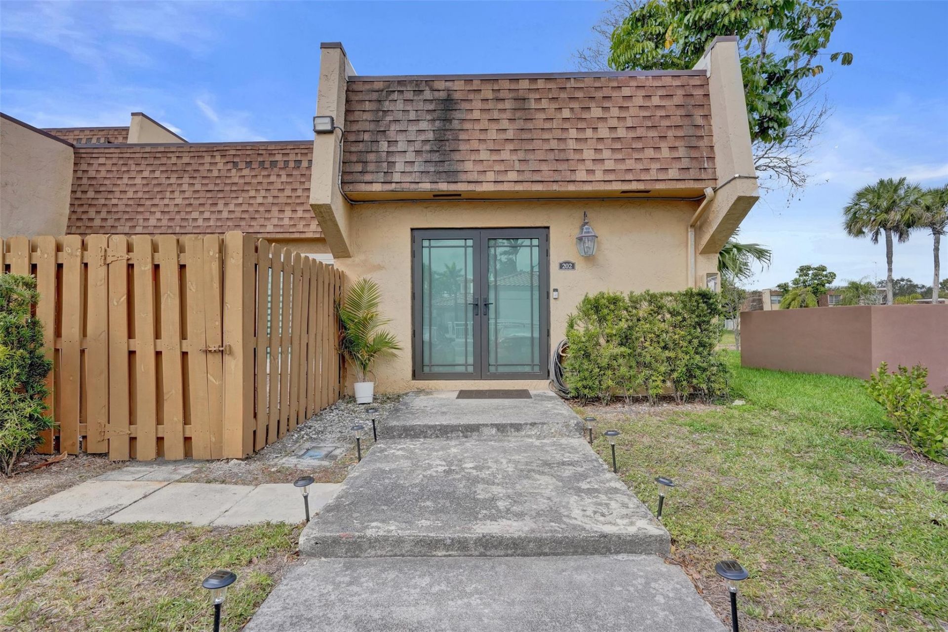 3541 NW 95th Terrace, Unit 202, Sunrise, FL 33351 Photo