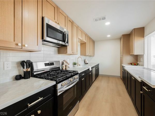 405 Kasper Avenue, Las Vegas, NV 89106