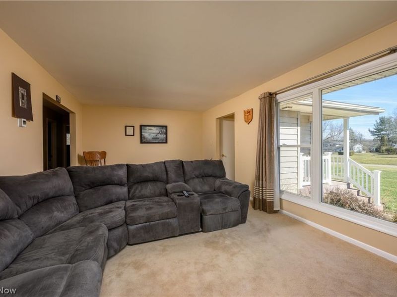 6121 Erie Avenue NW, Canal Fulton, OH 44614 Photo 8