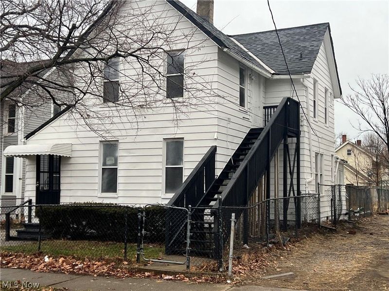 5817 Prosser Avenue, Cleveland, OH 44103 Photo 3