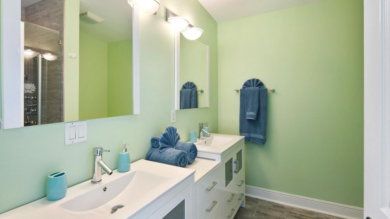 32 Beach Drive, Saddle Bunch, FL 33040 Photo