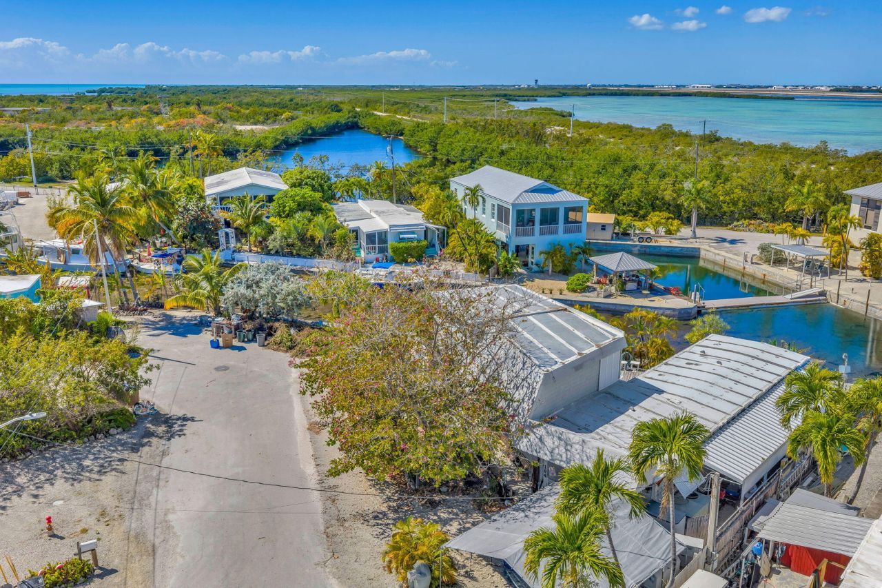 104 Sirius Lane, Geiger, FL 33040 Photo