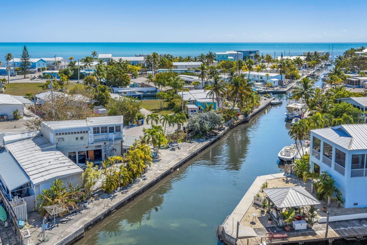 104 Sirius Lane, Geiger, FL 33040 Photo