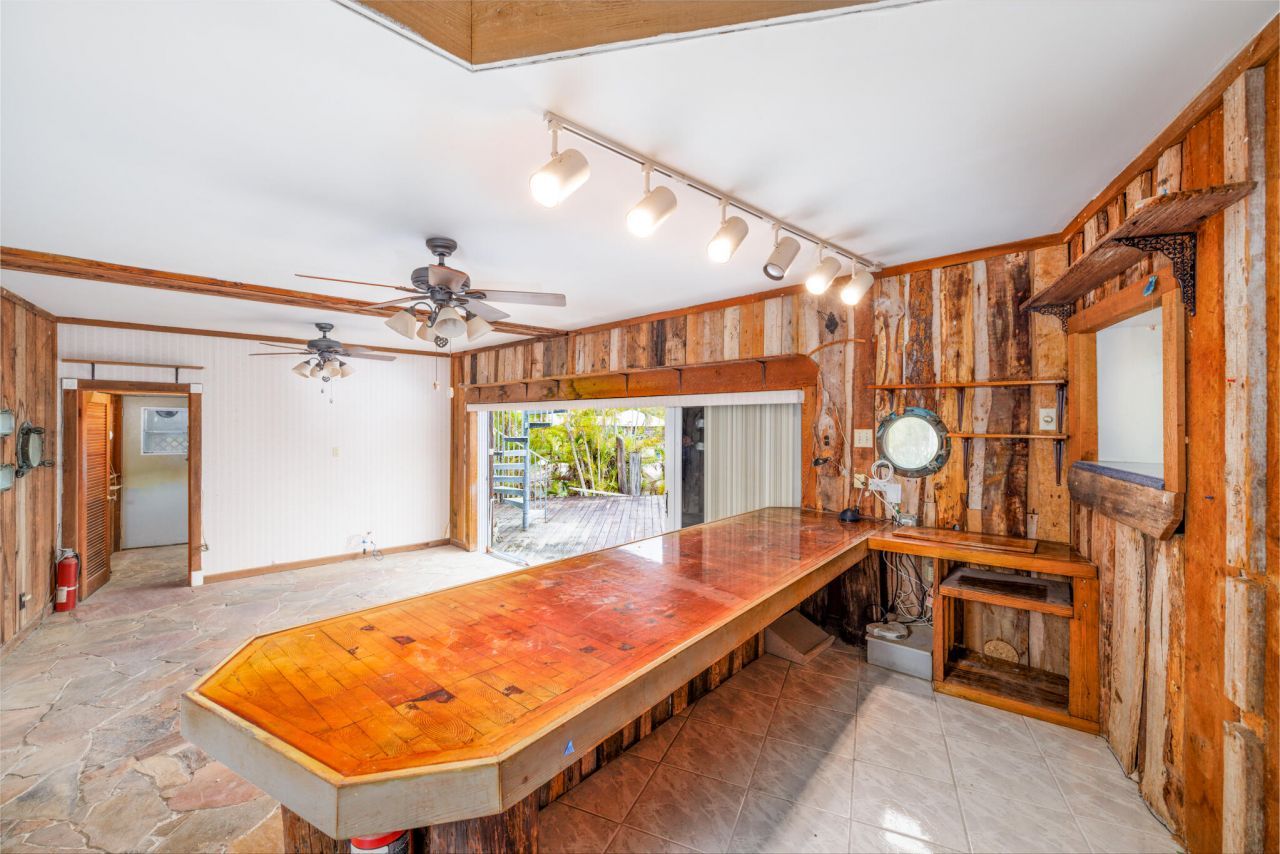 104 Sirius Lane, Geiger, FL 33040 Photo