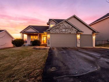 1201 Park Court SE, New Prague, MN 56071