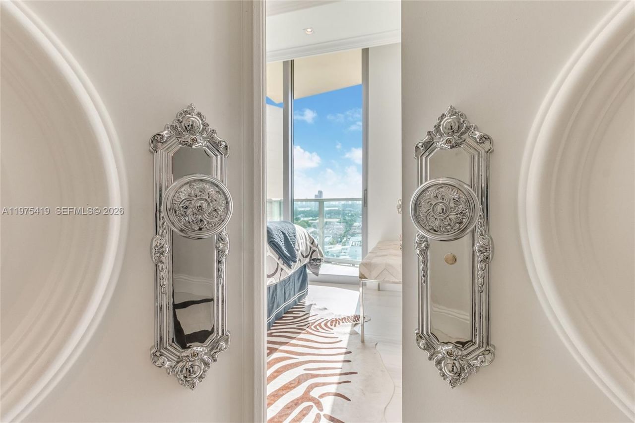 1455 Ocean Dr, Unit 1607, Miami Beach, FL 33139 Photo