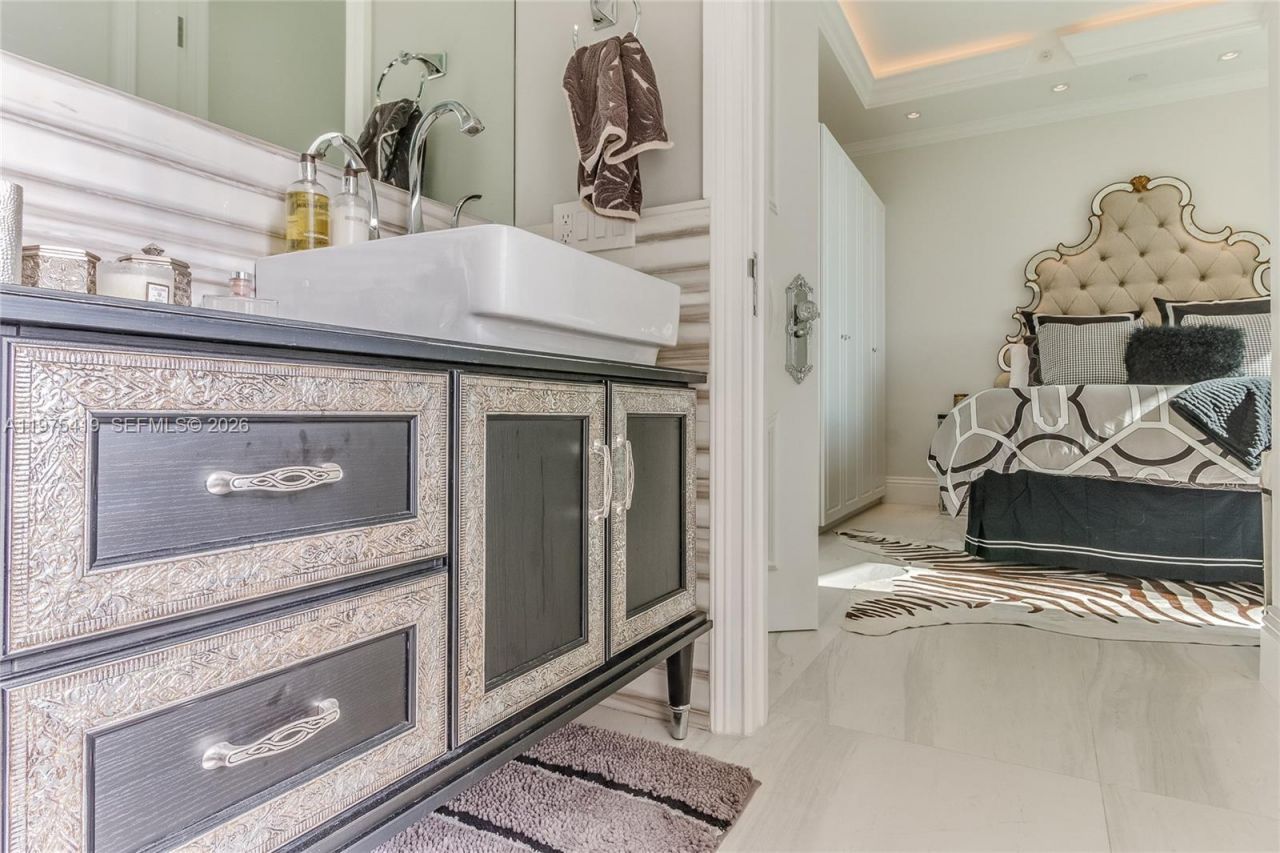 1455 Ocean Dr, Unit 1607, Miami Beach, FL 33139 Photo