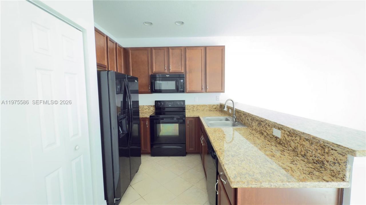 1522 SW 147th Ter, Pembroke Pines, FL 33027 Photo