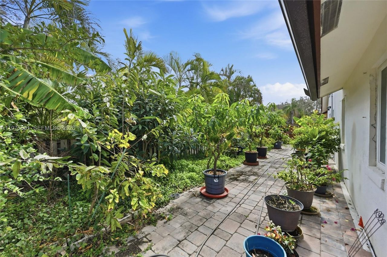 10003 NW 53rd Ct , Coral Springs, FL 33076 Photo