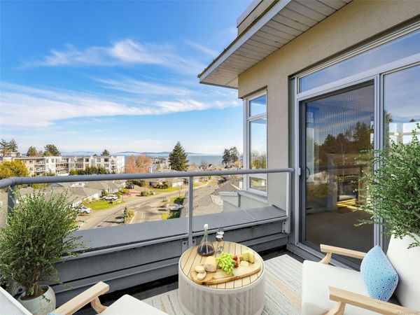 5110 Cordova Bay Rd, Unit 505, Saanich, BC V8Y 2K5