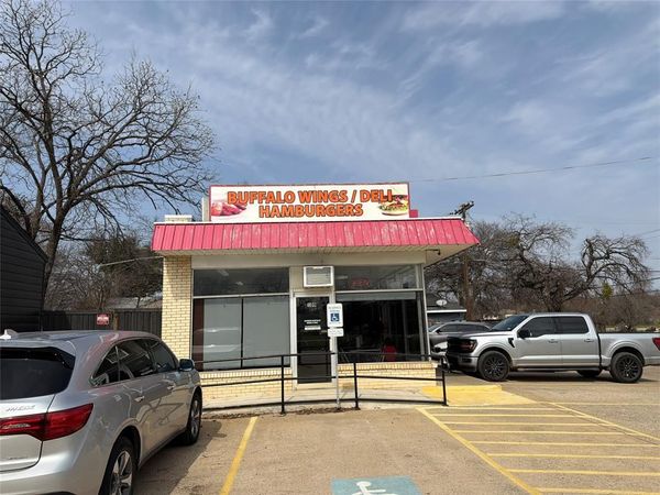 109 W Shady Grove Road, Irving, TX 75060