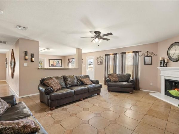 941 Honey Locust Lane, Crowley, TX 76036