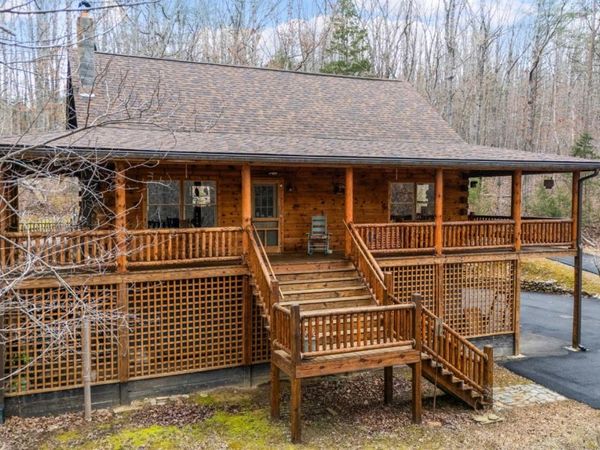 2080 Keys Church Road, Shipman, VA 22971