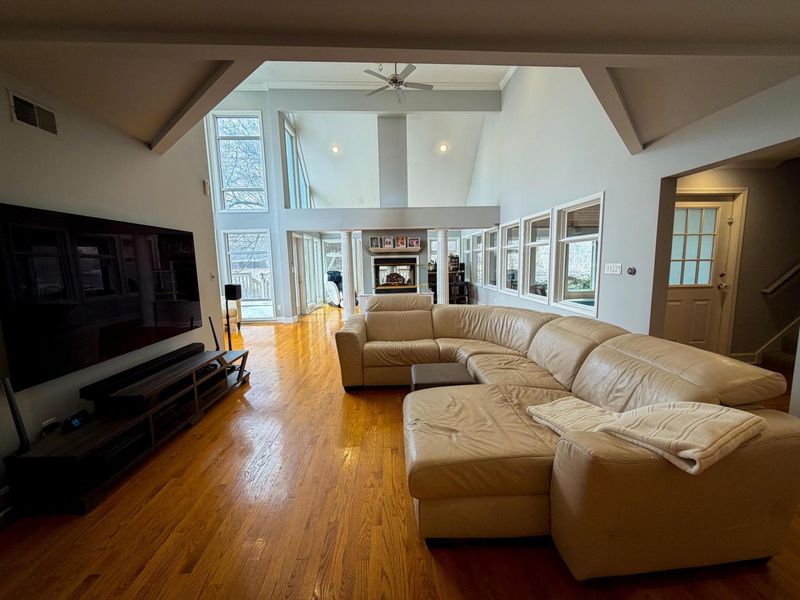 2433 Brookwood Road , Columbus, OH 43209 Photo 10